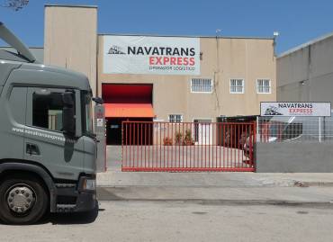 El motor de la economía: el papel vital de las empresas de transporte por carretera
