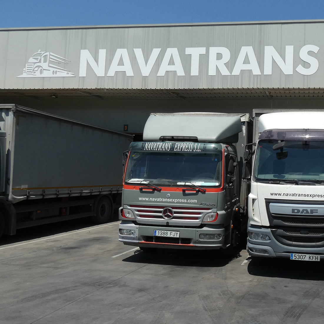 Navatrans Express: Liderando el Transporte de Mercancías hacia un Futuro Sostenible y Eficiente
