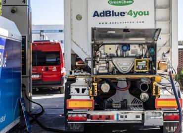 El Gobierno recortará la subvención al combustible para transportistas en 2024