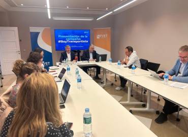 FVET insta a los 54.100 jóvenes valencianos a hacerse transportista